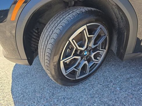 Used 2025 BMW X2 xDrive28i AWD/4WD image 37