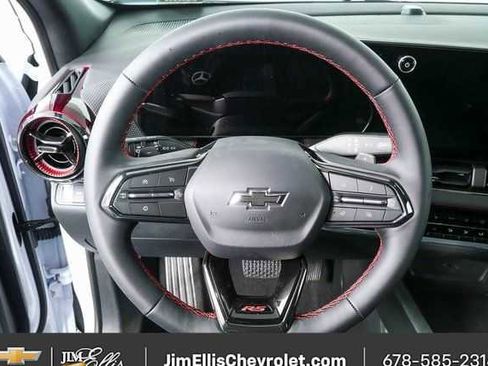 New 2026 Chevrolet Equinox RS w/ Convenience Package III AWD/4WD image 8