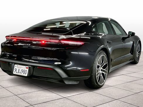 Used 2021 Porsche Taycan 4S image 16