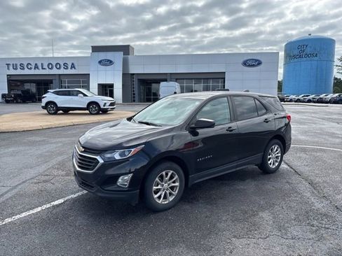 Used 2021 Chevrolet Equinox LS w/ LS Convenience Package AWD/4WD image 5