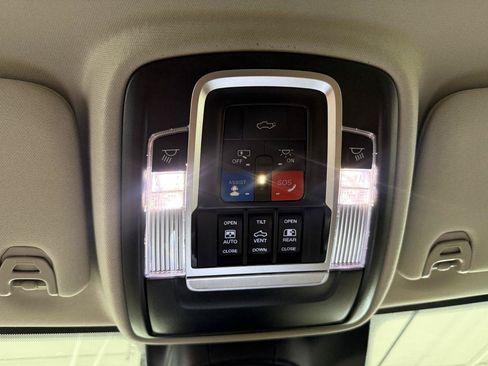 Used 2024 RAM 3500 Limited w/ Safety Group AWD/4WD image 31