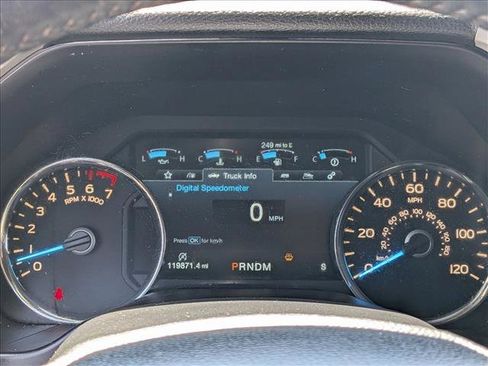 Used 2018 Ford F150 Lariat w/ Equipment Group 501A Mid AWD/4WD image 10