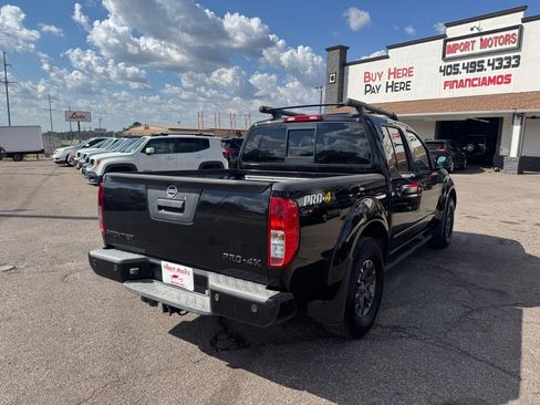 Used 2014 Nissan Frontier PRO-4X image 18