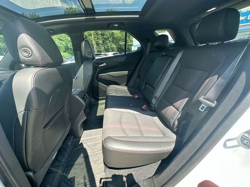 Used 2023 Chevrolet Equinox RS w/ LPO, Floor Liner Package FWD image 29