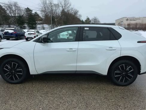 New 2026 Subaru Solterra Premium image 5