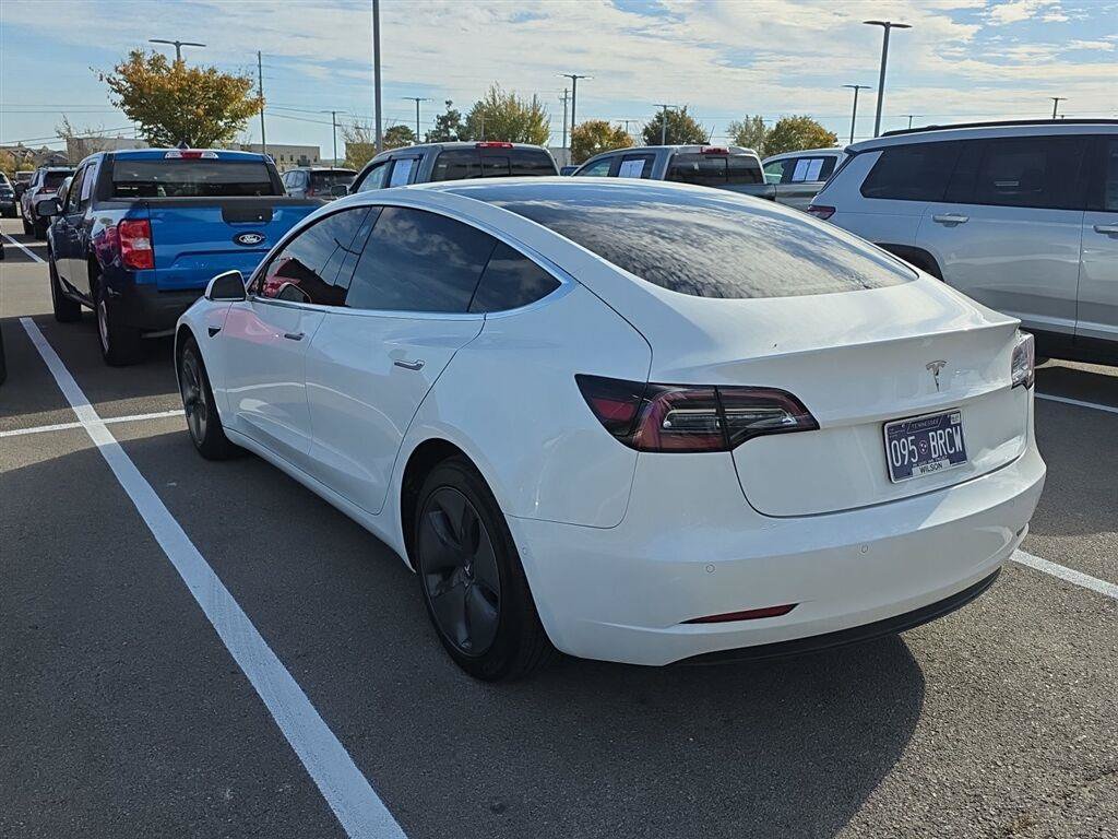 Used 2020 Tesla Model 3 Standard Range RWD image 3