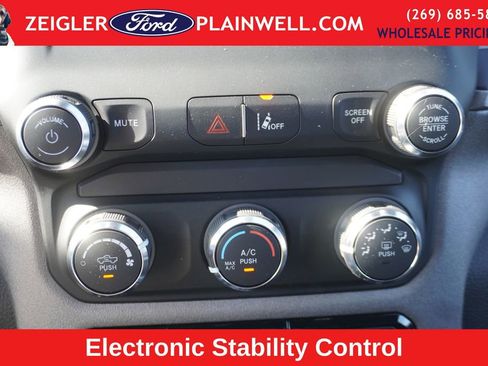 Used 2024 RAM 1500 Tradesman w/ Trailer Tow Group image 14