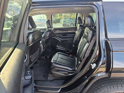 Used 2021 Jeep Grand Cherokee L Limited image 18