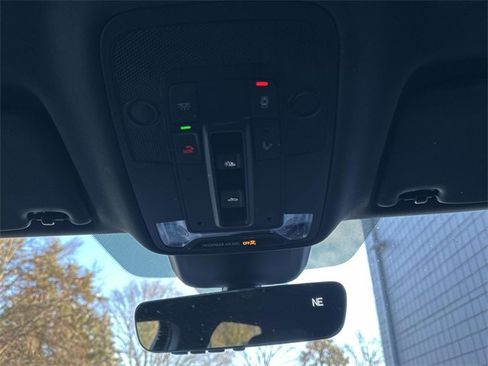 Certified 2025 Audi Q3 2.0T Premium w/ Convenience Package image 35