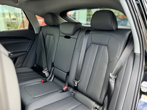 New 2025 Audi Q5 Prestige image 19