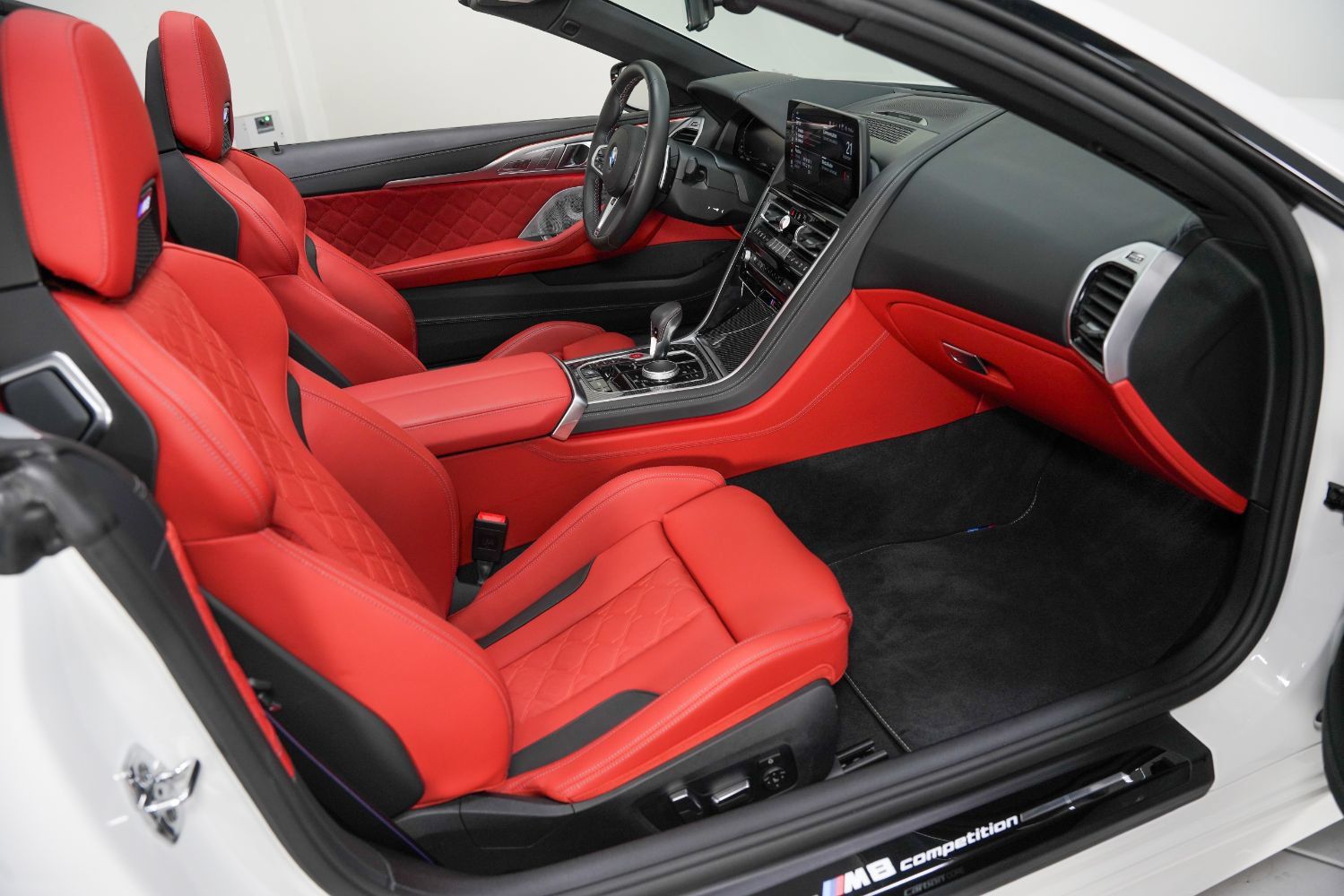 Used 2025 BMW M8 Competition w/ M Carbon Exterior Package AWD/4WD image 2