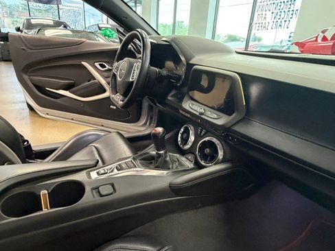 Used 2018 Chevrolet Camaro SS w/ Redline Edition RWD image 37