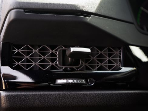 Used 2024 Honda Accord Sport image 38