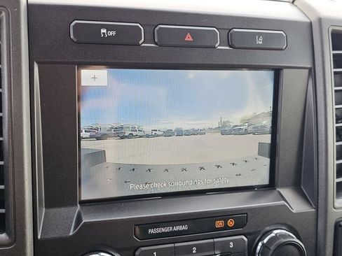 Used 2022 Ford F250 XL w/ Power Equipment Group AWD/4WD image 8