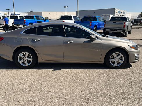 Certified 2024 Chevrolet Malibu LS image 9