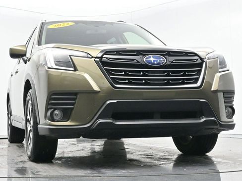 Used 2022 Subaru Forester Premium image 48