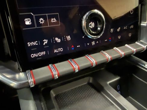 Certified 2024 GMC Acadia AT4 w/ Super Cruise Package image 38