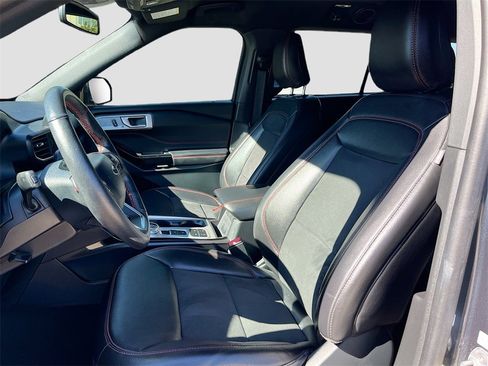 Used 2024 Ford Explorer ST-Line w/ Class IV Trailer Tow Package image 21