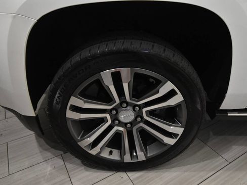 Used 2019 GMC Yukon XL Denali w/ Denali Ultimate Package image 9