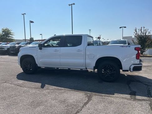 New 2026 Chevrolet Silverado 1500 RST w/ LPO, Dark Essentials Package AWD/4WD image 7