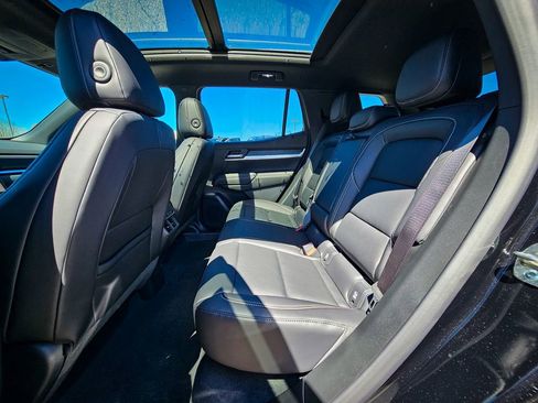 New 2026 GMC Terrain Elevation image 32