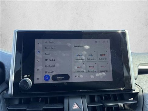 Used 2025 Toyota RAV4 XLE FWD image 12