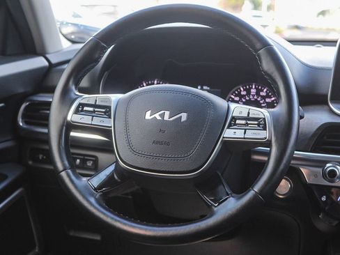 Used 2022 Kia Telluride EX w/ EX Premium Package image 15