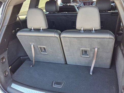 Used 2024 Cadillac XT6 Luxury w/ LPO, Floor Liner Package image 40