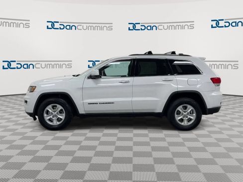 Used 2017 Jeep Grand Cherokee Laredo w/ Quick Order Package 2BE RWD image 5
