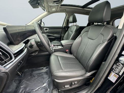 Certified 2025 Kia Sorento SX AWD/4WD image 9