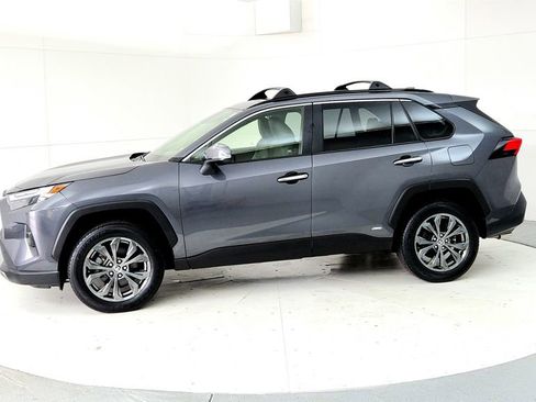 Used 2023 Toyota RAV4 Limited AWD/4WD image 3