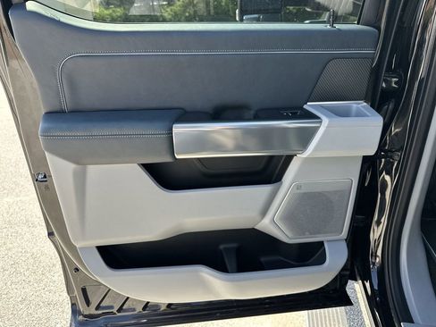 Used 2024 Ford F450 Limited w/ FX4 Off-Road Package image 27