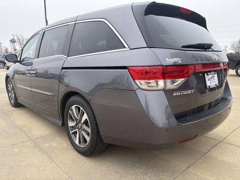 Used 2015 Honda Odyssey Touring Elite image 8