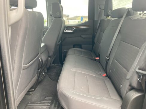 Used 2023 Chevrolet Silverado 1500 LT w/ Z71 Off-Road Package AWD/4WD image 4