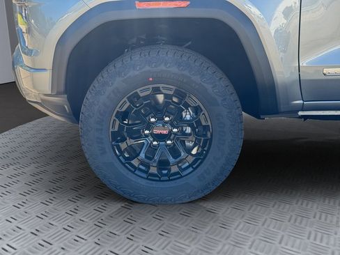 New 2026 GMC Canyon Elevation w/ Convenience Package image 29