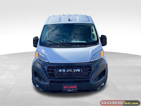 New 2026 RAM ProMaster 2500 w/ Convenience Group image 2