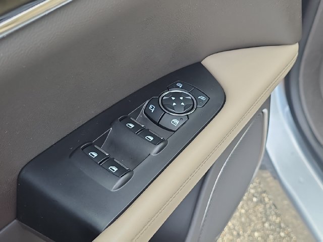 Certified 2023 Lincoln Nautilus AWD w/ Premium Package image 9