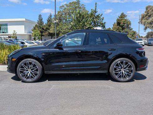 Used 2022 Porsche Macan AWD/4WD image 8