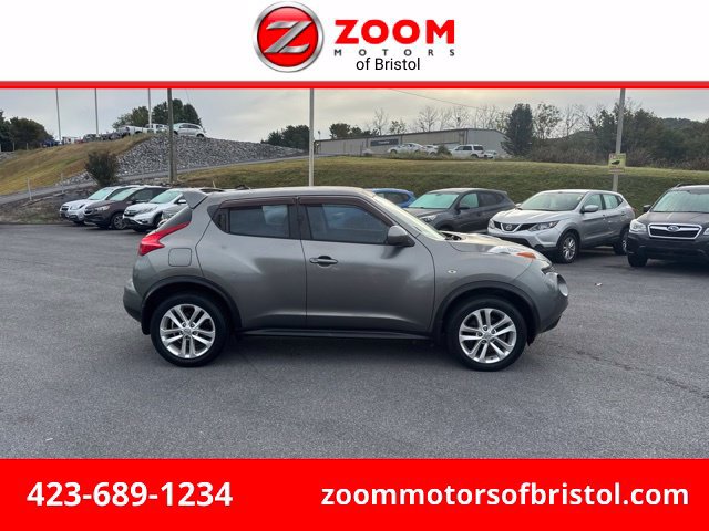 Used 2011 Nissan Juke S FWD image 1