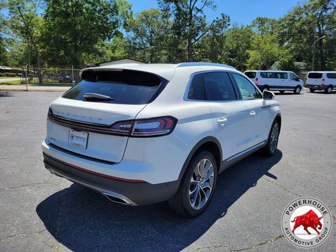Used 2023 Lincoln Nautilus Reserve w/ Equipment Group 201A AWD/4WD image 6