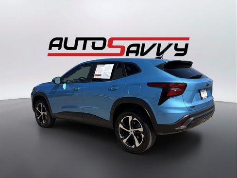 Used 2025 Chevrolet Trax RS w/ Driver Confidence Package FWD image 7