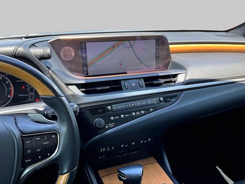 Used 2019 Lexus ES 350 w/ Accessory Package 2 FWD image 7