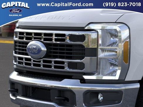 New 2026 Ford F250 XLT image 17