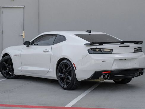 Used 2018 Chevrolet Camaro SS w/ Redline Edition RWD image 16