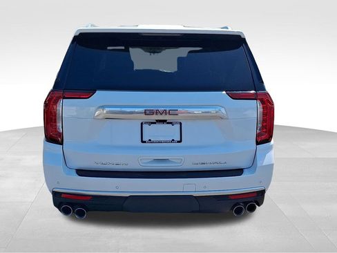 Used 2024 GMC Yukon XL Denali w/ Denali Reserve Package AWD/4WD image 5