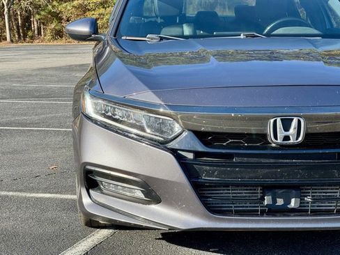 Used 2019 Honda Accord Sport image 13