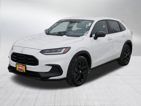 Certified 2024 Honda HR-V Sport image 3