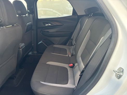 Used 2025 Chevrolet TrailBlazer LT image 25