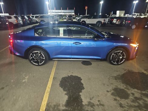 New 2025 Kia K4 GT-Line image 6