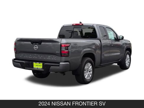 Used 2024 Nissan Frontier SV w/ SV Convenience Package image 8